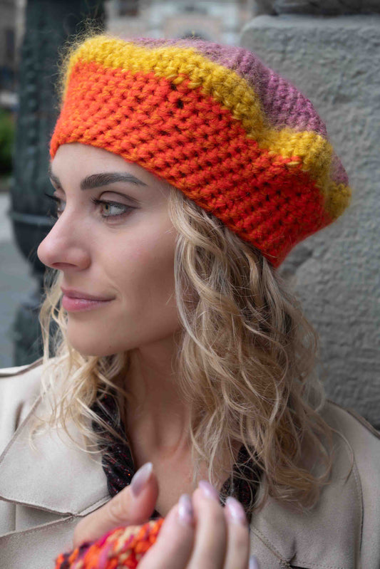 Cappello a basco in lana lavorato a crochet - Wool crocheted Basque hat