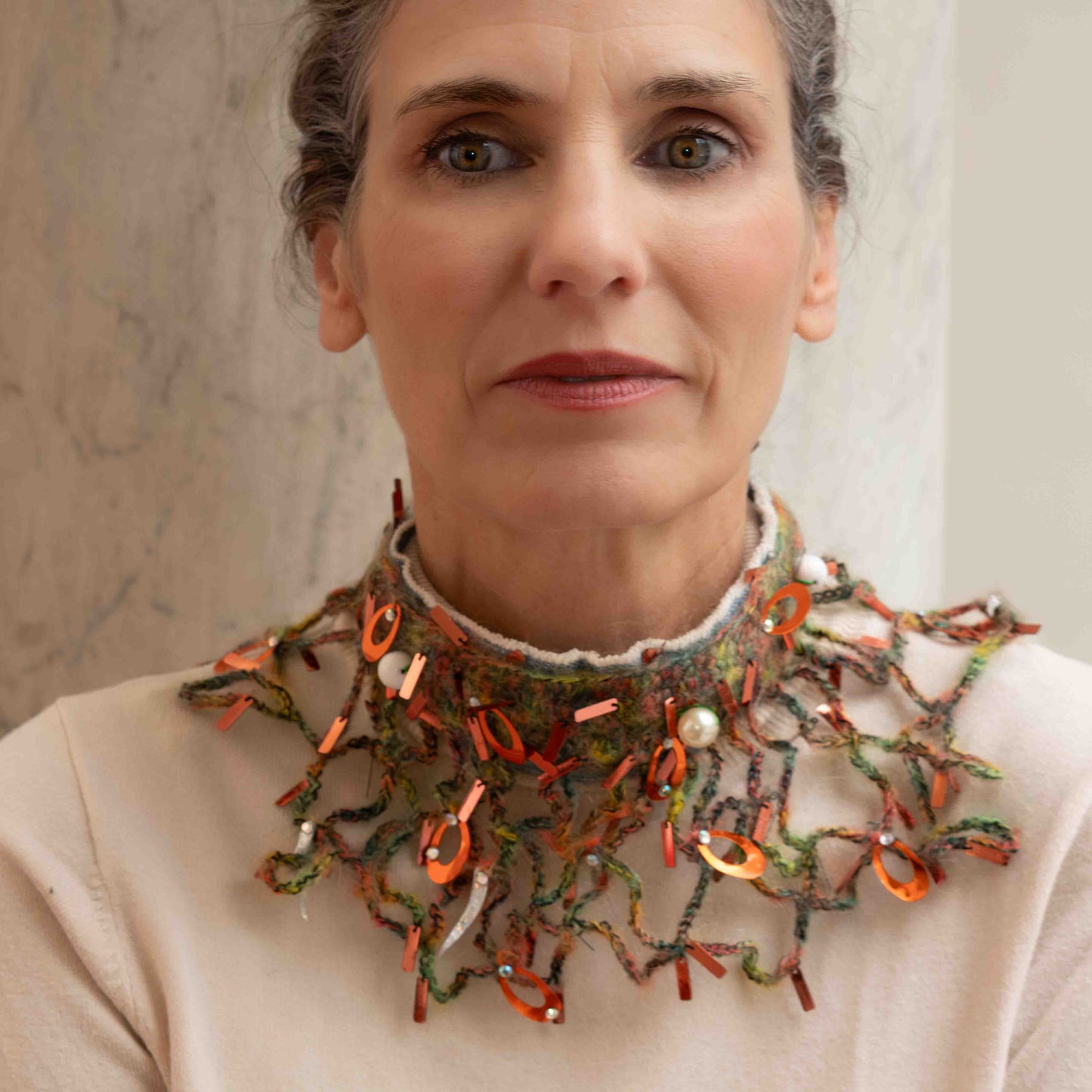 Collana gorgera in jeans, mohair e paillettes - Denim, sequins and mohair woolen gorget necklace