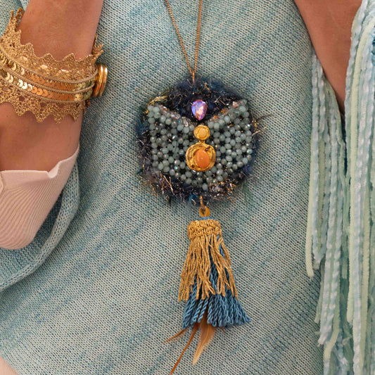 Collana con ciondolo in lana e nappa - Necklace with pendant and tassel