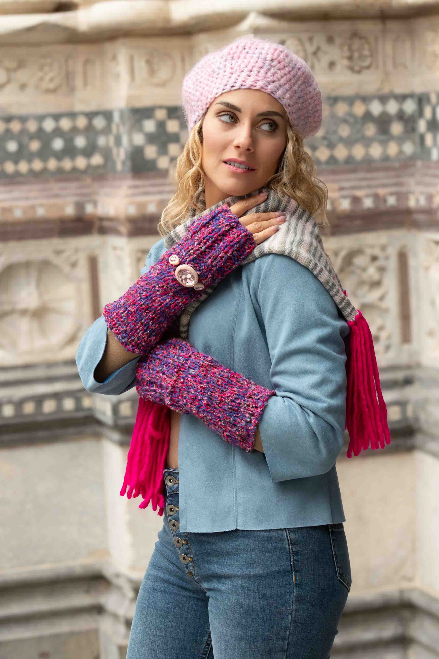 Berretto basco rosa in lana lavorata a crochet -Pink woolen crocheted Basque hat