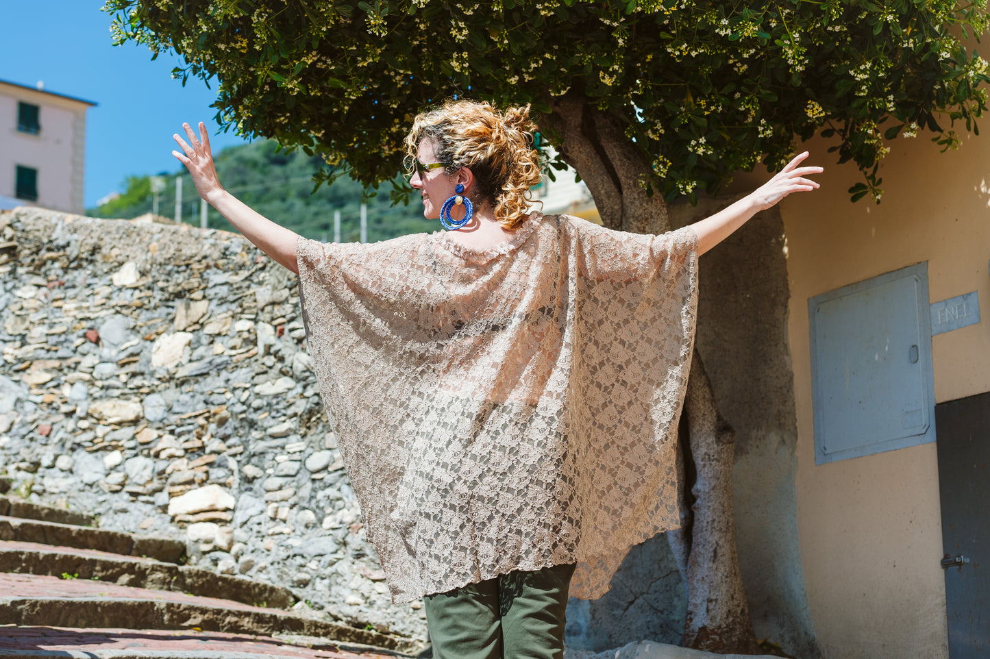 Poncho in pizzo beige - Stretch lace sand poncho