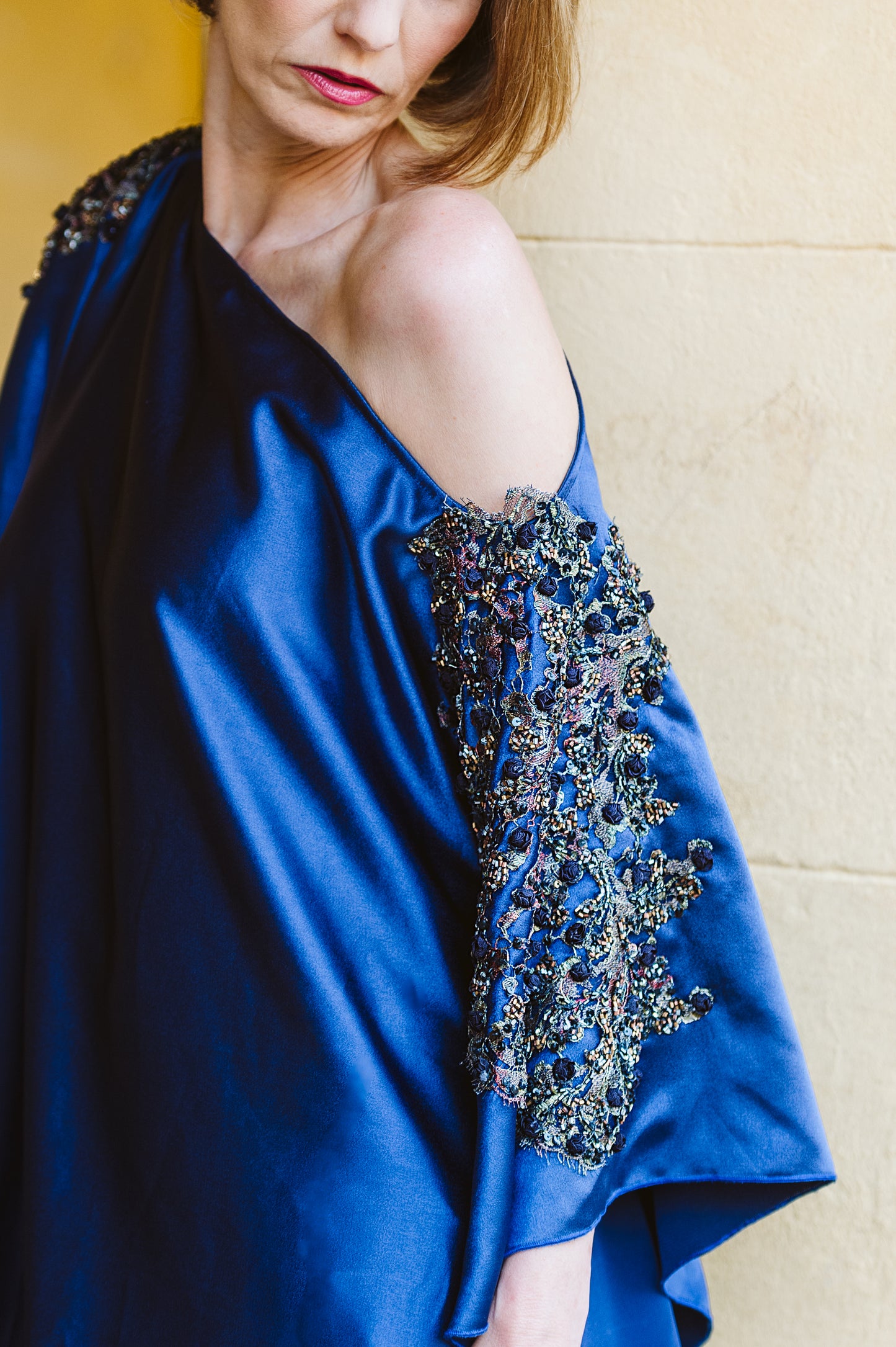 Poncho in tessuto cady blu - Blue cady fabric poncho