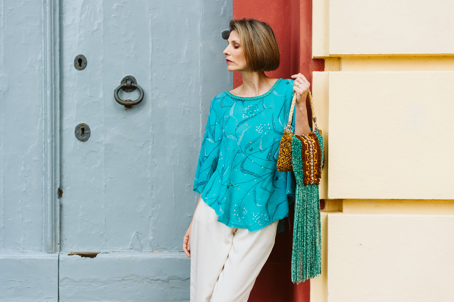 Poncho in seta turchese stampata - Printed turquoise silk poncho