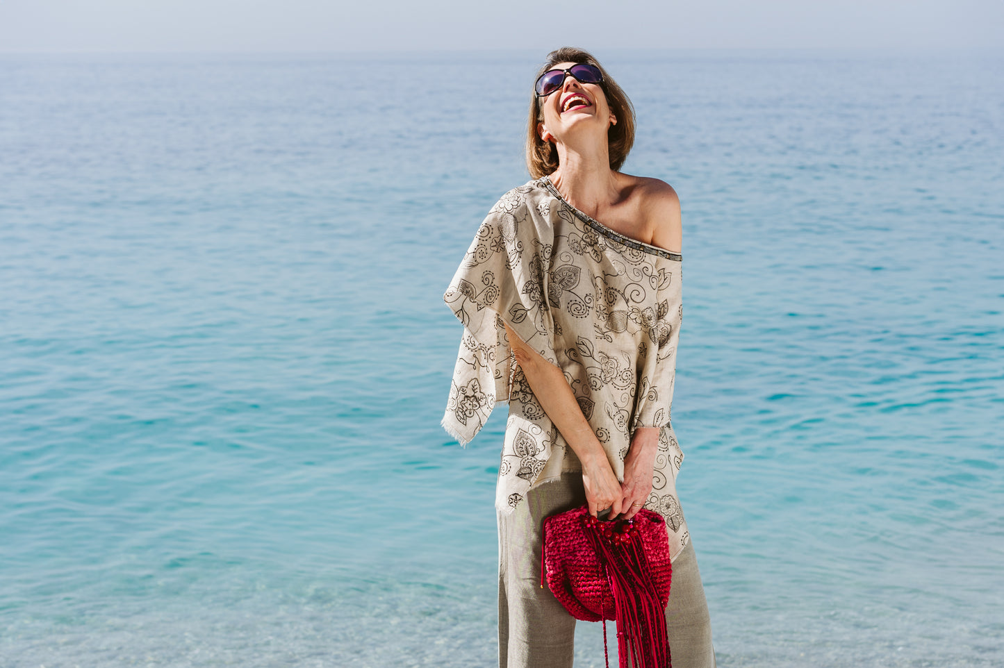Poncho in lino ricamato - Embroidered linen poncho