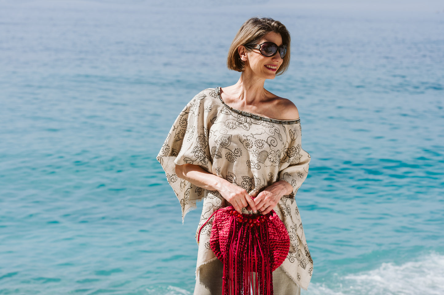 Poncho in lino ricamato - Embroidered linen poncho