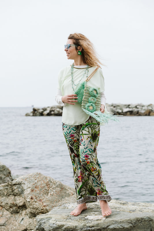 Poncho in tessuto leggero color latte menta -  Slight fabric poncho in milk mint color