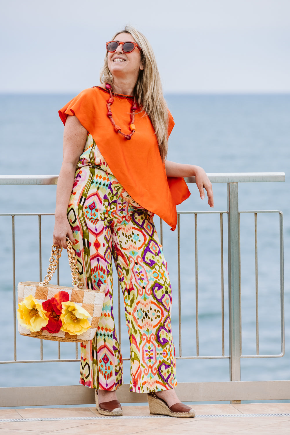 Poncho in cady lucido color arancione - Brighted orange cady poncho