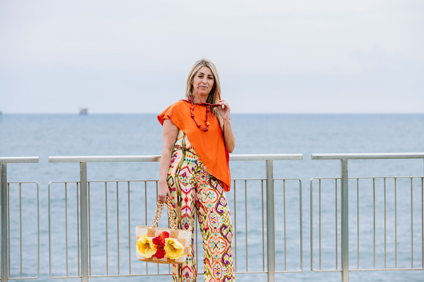 Poncho in cady lucido color arancione - Brighted orange cady poncho