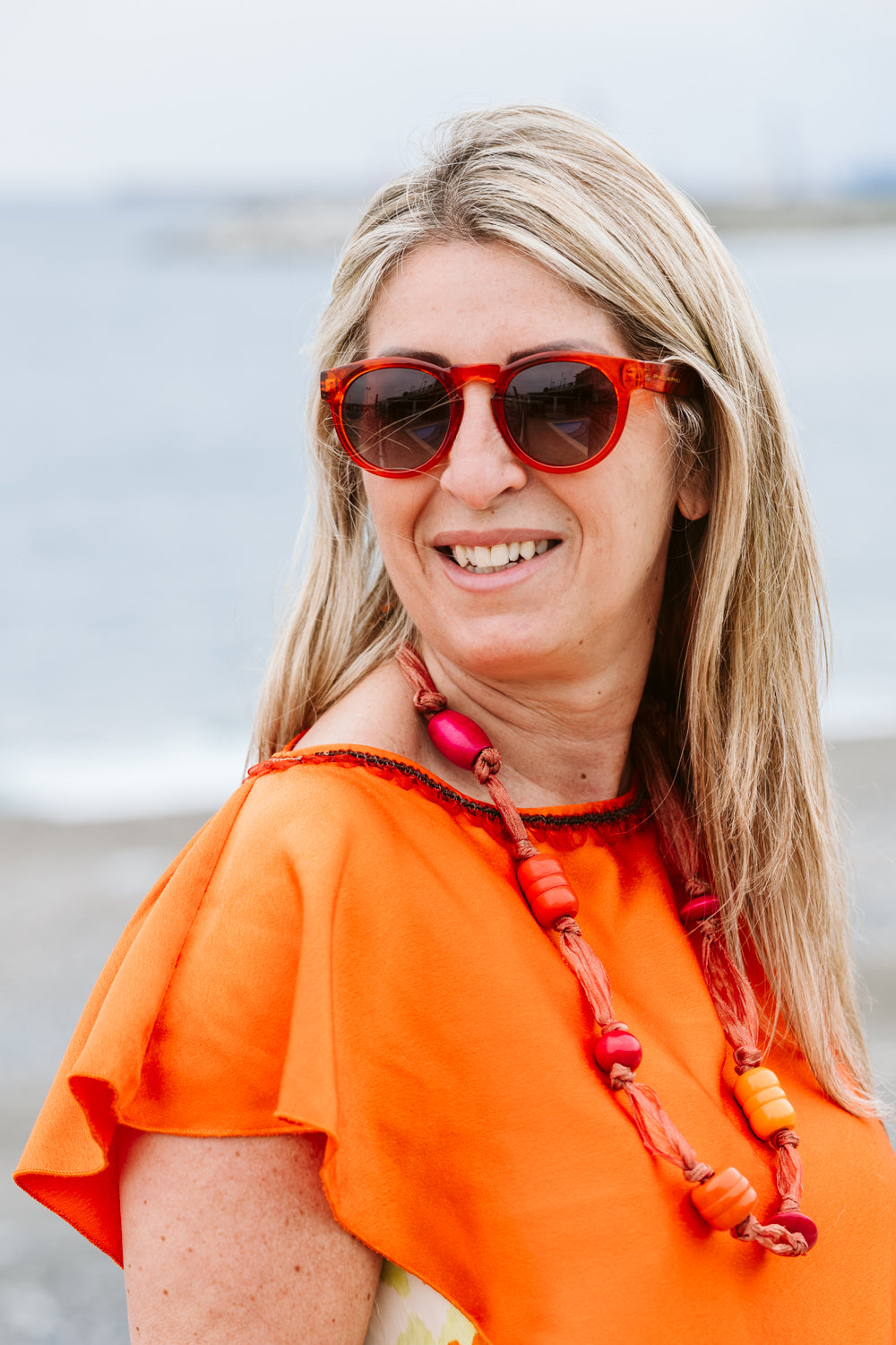 Poncho in cady lucido color arancione - Brighted orange cady poncho