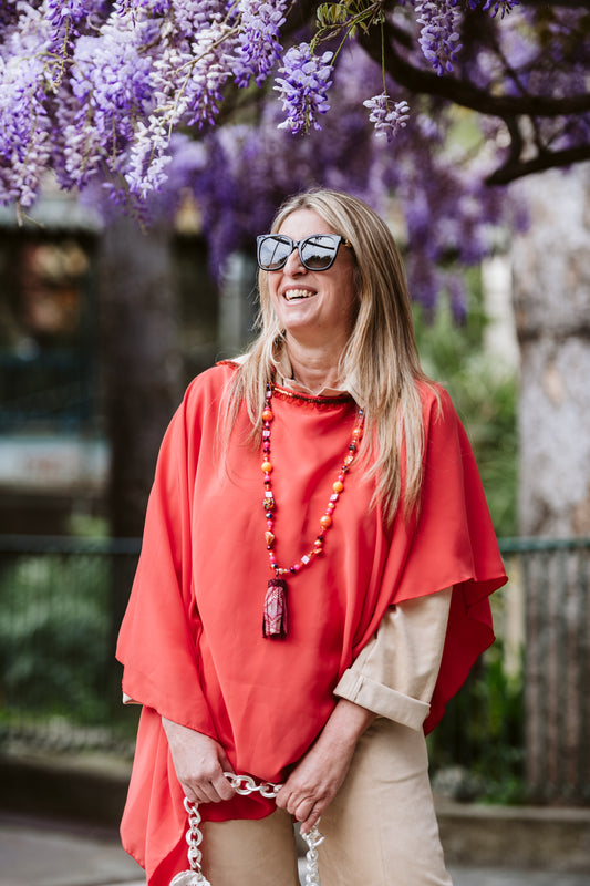 Poncho in tessuto leggero color rosso corallo - Slight fabric coral red poncho