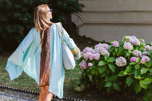 Mantella lana Tiffany inserti paillettes oro  - Wool Tiffany cape with golden sequins details
