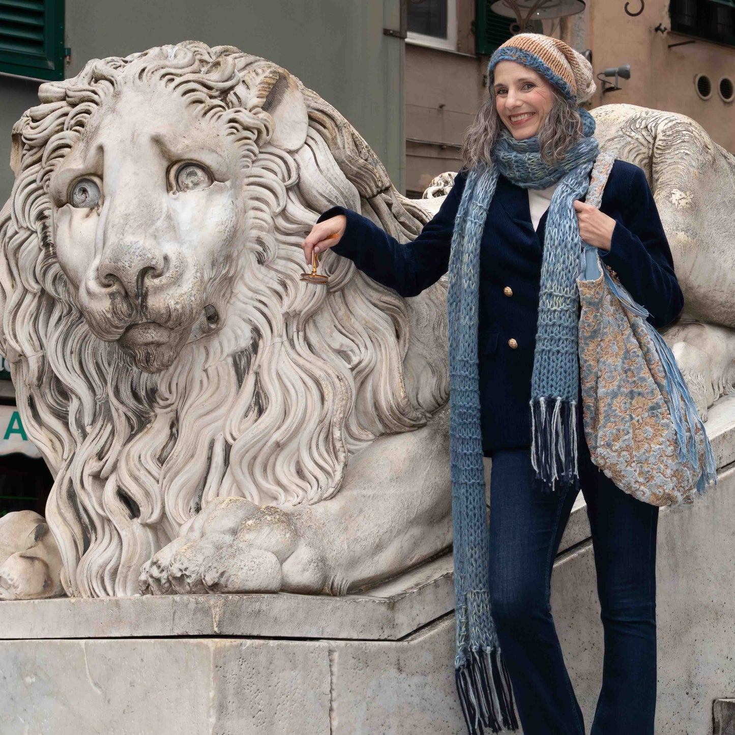 Sciarpa in misto alpaca color azzurro polvere scuro e kid mohair - Dark powder blue alpaca wool and kid mohair scarf