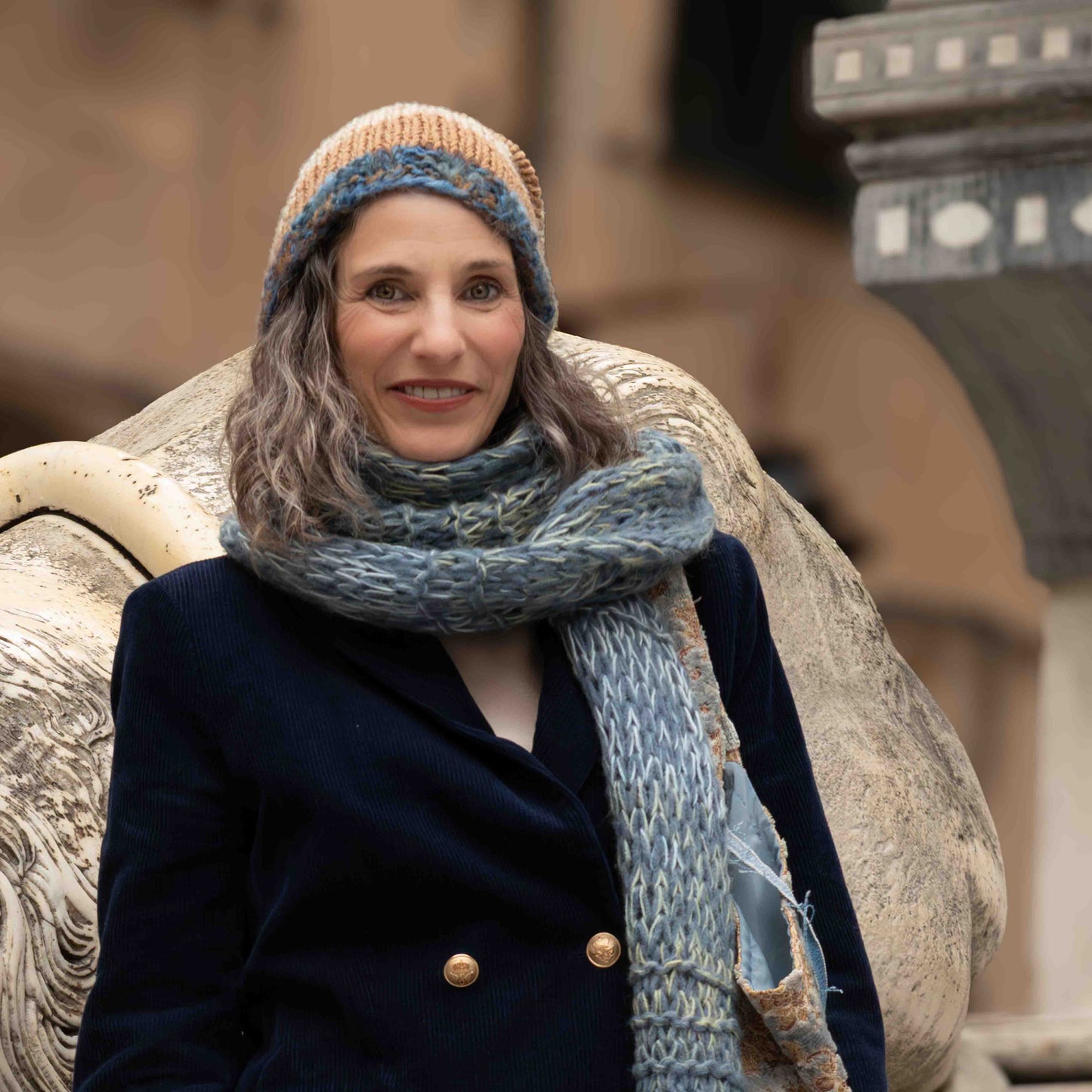 Sciarpa in misto alpaca color azzurro polvere scuro e kid mohair - Dark powder blue alpaca wool and kid mohair scarf