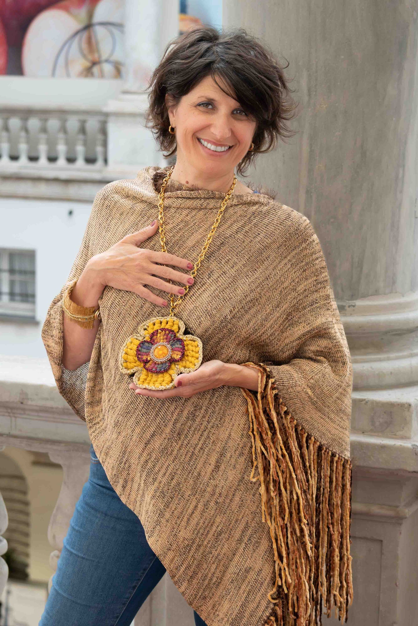 Collana con ciondolo a 3 fiori crochet - 3 flowered crocheted pendant necklace