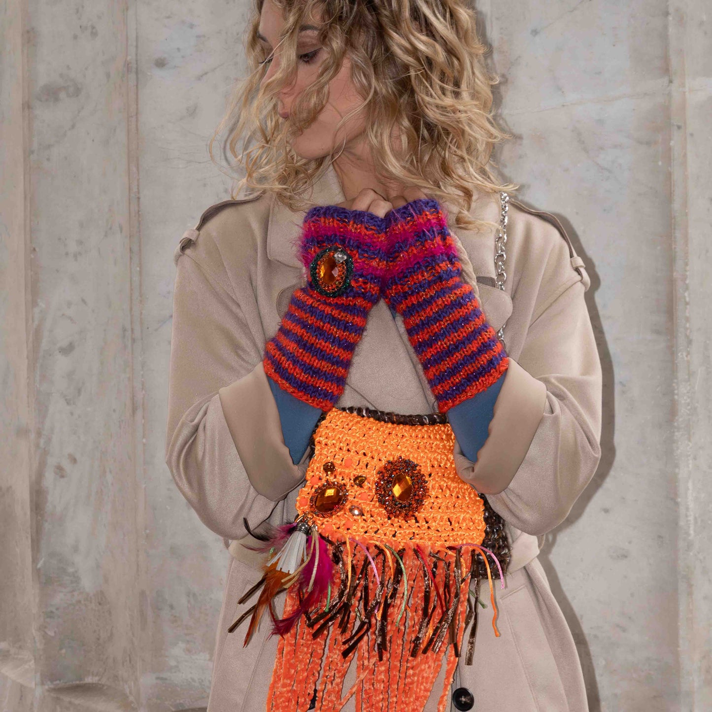 Pochette crochet marrone con patella arancione - Brown crocheted clutch bag with orange flap