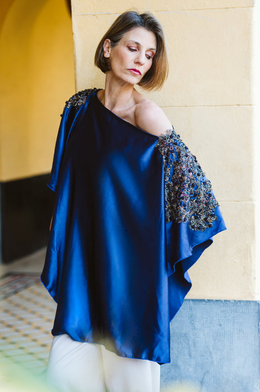 Poncho in tessuto cady blu - Blue cady fabric poncho